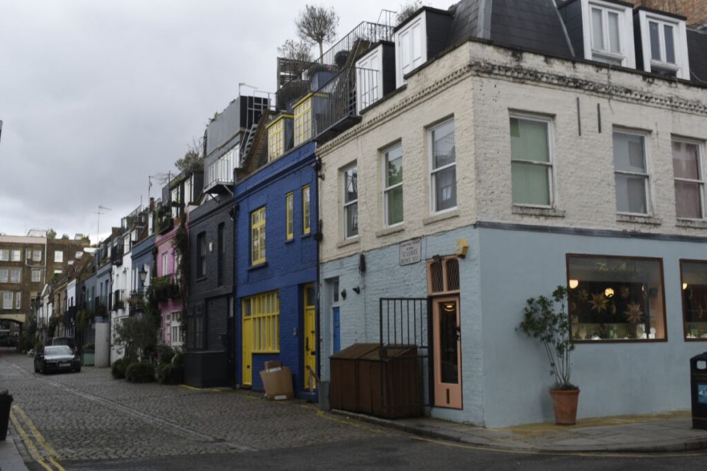 ΠΕΡΙΟΧΕΣ ΜΕ ΦΘΗΝΗ ΔΙΑΜΟΝΗ ΣΤΟ ΛΟΝΔΙΝΟ 4 Notting Hill Neighborhood 1
